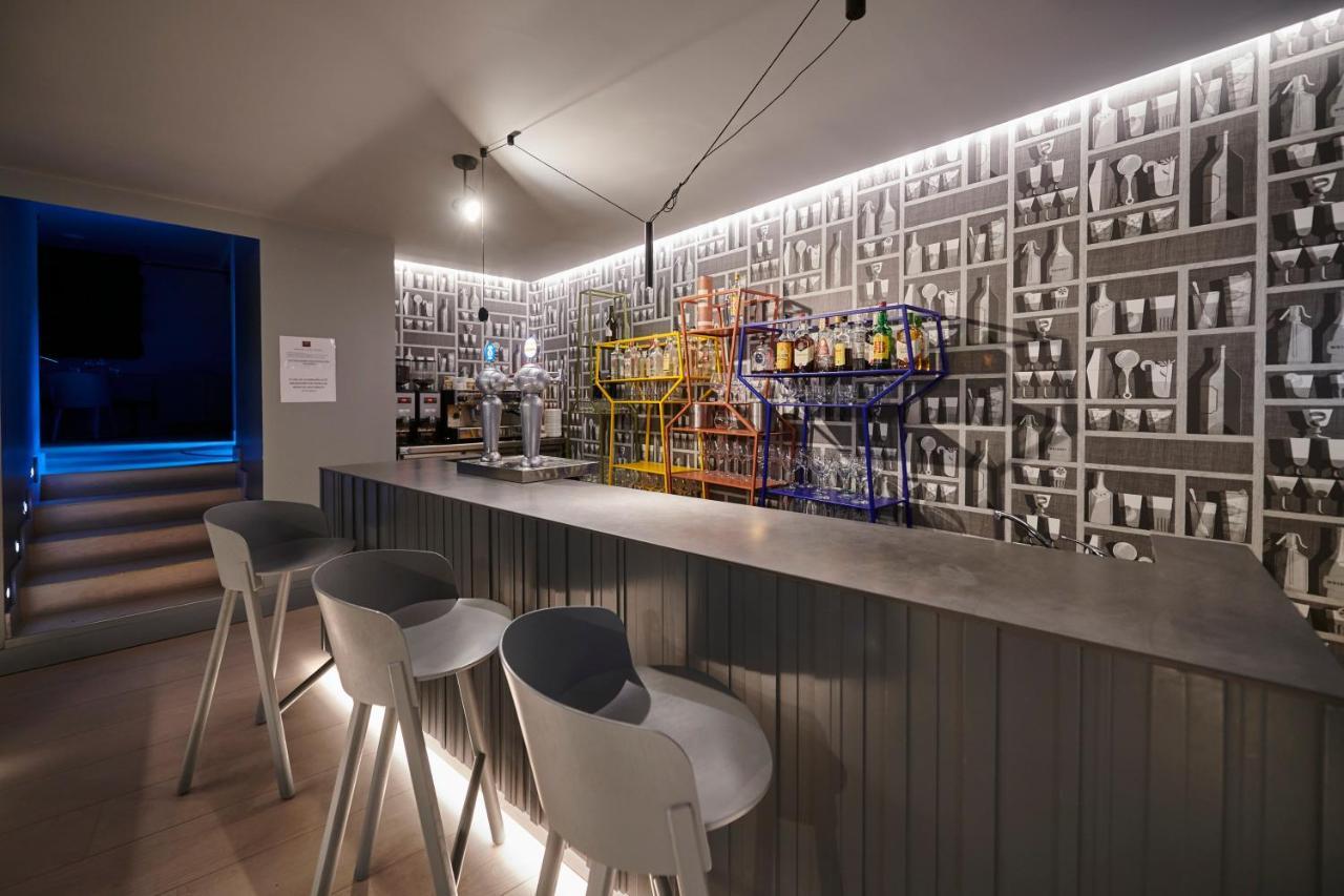 Hostal Lola Isaba Exteriér fotografie
